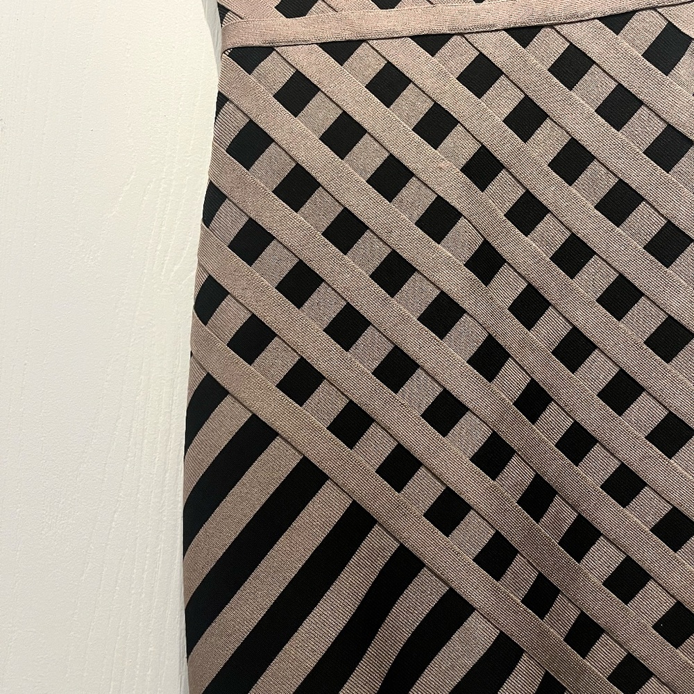 STRETTA BODYCON DRESS - Picture 2 of 4